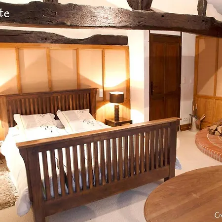 Spacieuse A Avec Piscine Privee Et Vue Montagne *