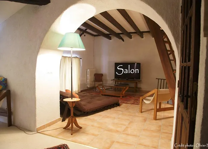 Spacieuse à Avec Piscine Privée Et Vue Montagne Casa de Férias