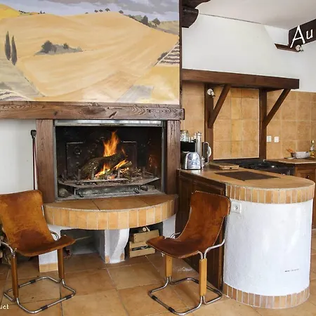 Spacieuse A Avec Piscine Privee Et Vue Montagne