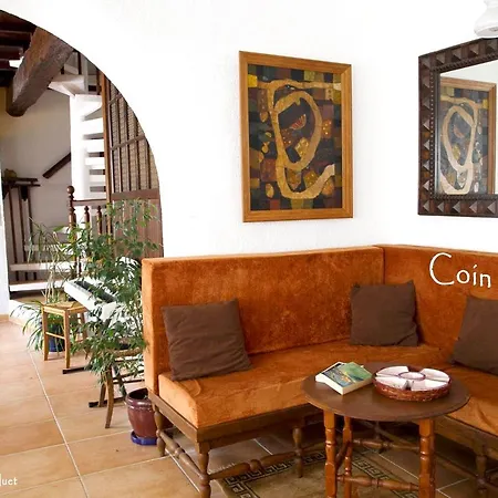 De 4 Avec Piscine Privee Jardin Clos Et Wifi A Hébergement de vacances Crastes