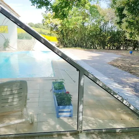 בית נופש Spacieuse A Avec Piscine Privee Et Vue Montagne Crastes