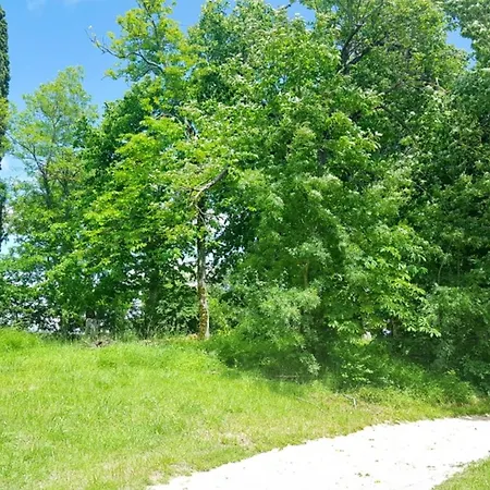 Spacieuse A Avec Piscine Privee Et Vue Montagne
